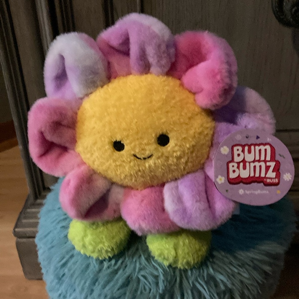 BRAND NEW BUM BUMZ 7.5”! NWT! SMOKE FREE HOME!